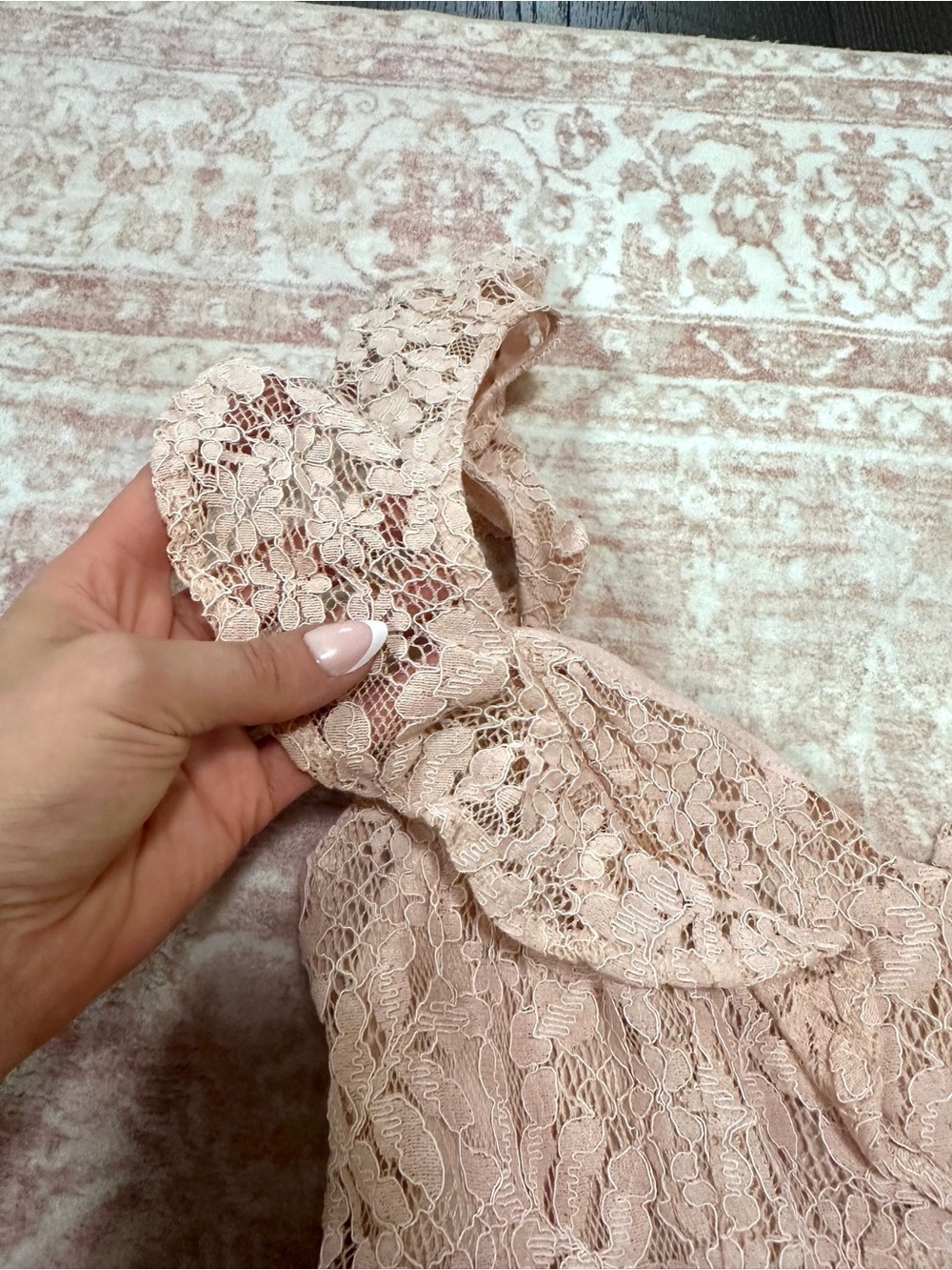 BCBG ๐ธ Dusty Rose Lace Ruffled Romper - Picture 5 of 16